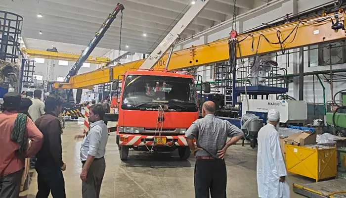 Main girder installation of 10 ton workshop overhead crane 