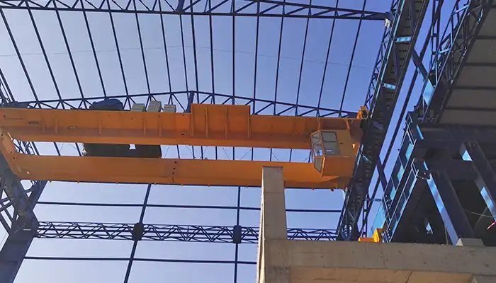 Double girder eot overhead crane for sale UAE 