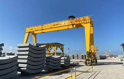  Gantry crane for outdoor use,  crane in the pictutre is an tailored rtg gantry crane  for construction 