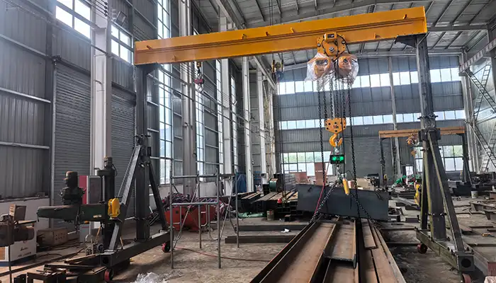 portable gantry crane on wheels 