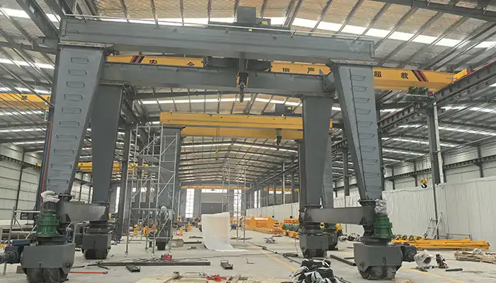 factory testing  of rubber tyred gantry crane that are unpainted 