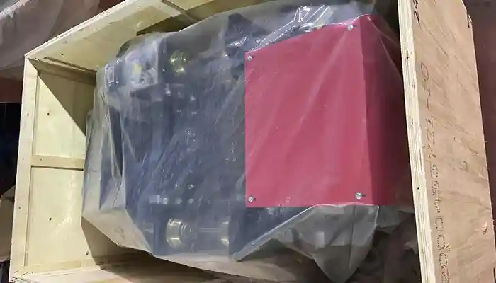 Jib Crane Hoist & Trolley: The lifting unit that raises, lowers, and moves loads along the jib arm; available in chain or wire rope type.