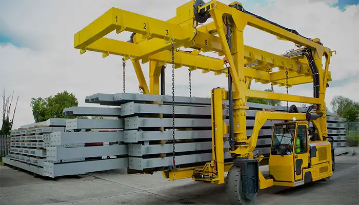 Straddle Carriers for Ports, Steel, and Construction Loads