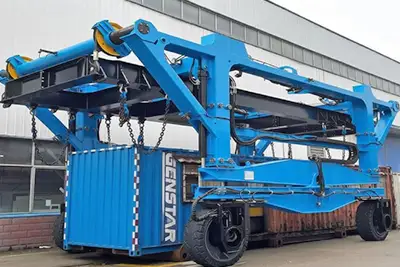 Multifunctional Container Straddle Carrier – 20–60 Ton