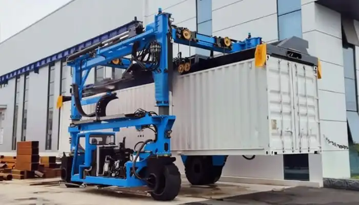 Diesel Straddle Carrier