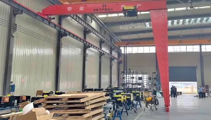 Semi Gantry Crane Wheel Travelling, No Ground Embeded Rail