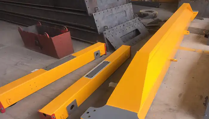 main girder and end cariers of overhead crane for sale Panama