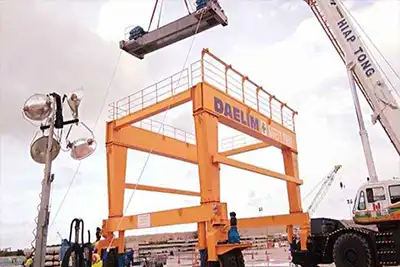 100 T Rubber Tyred Gantry Crane for Precasting Conceret Handling