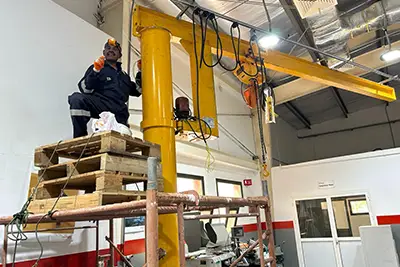 floor mounted jib crane instalaltion 