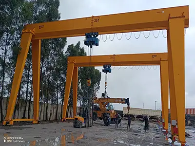 This Morocco order includes two MH-series gantry cranes. Each has one main beam, lifts 25 tons, spans 20 meters, and has a 6-meter hook height. They use CD wire rope hoists and run on 380V/50Hz/3P power.