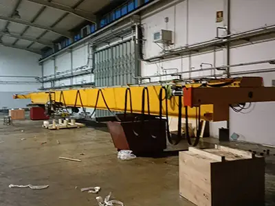 The HD Series crane fleet is distributed across workshop bays as follows: a 10-ton unit at 16.695m span for main bay heavy lifting, a 5-ton unit on the same runway for assembly line feeding, twin 3-ton units at 16.67m span for parallel fabrication cells, a secondary 10-ton unit at 16.67m span for an additional heavy bay, a 2-ton unit with a short 7.8m span for narrow-aisle precision work, and a 3-ton unit at 16.864m span covering extended storage rack areas. Operational features include pendant control, cross and long travel motion, hook path clearance, anti-collision, and aisle coverage for optimal load spotting.